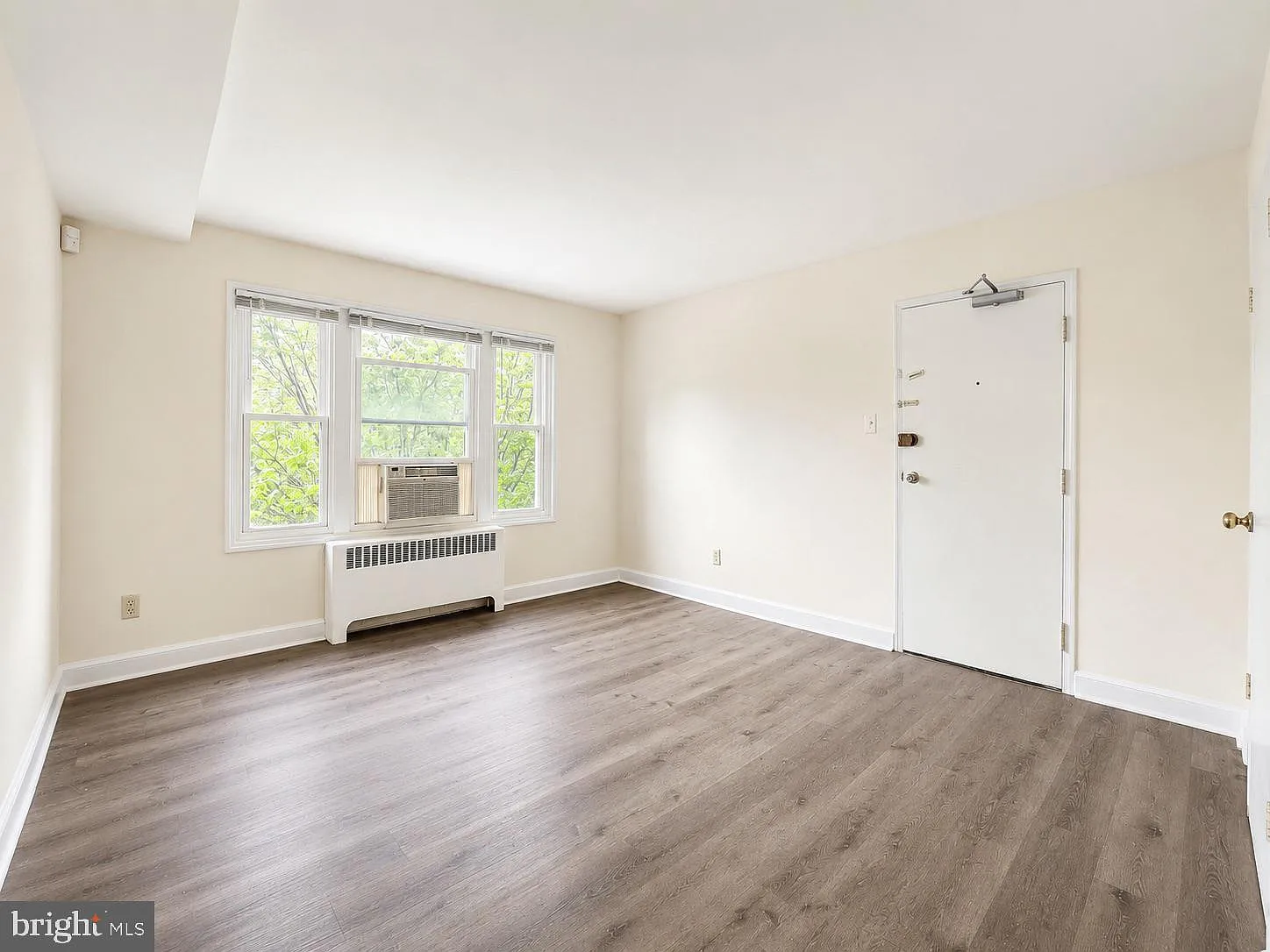 1 bed, 1.0 bath, 700 sqft, $2,000 — Photo 4