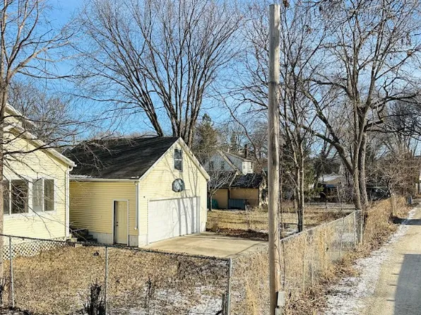 116 13th St NW, Rochester, MN 55901
