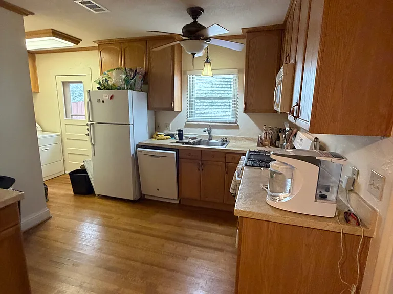6324 Velasco Ave — Photo 3