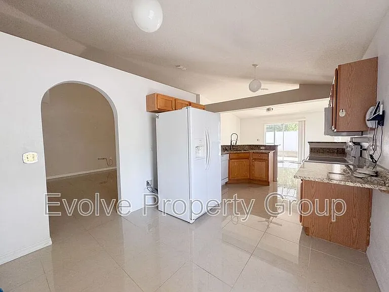 21 Llanes Pl — Photo 25