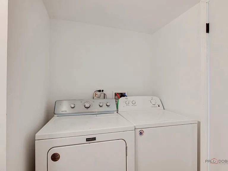 808 Inverrary Ln — Photo 6