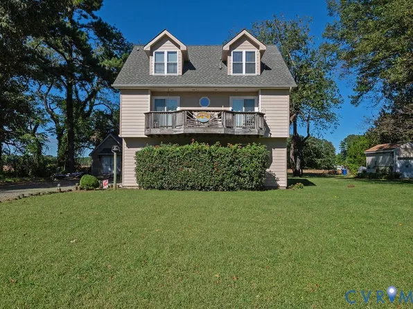 130 Berryville Shores Dr, Deltaville, VA 23043