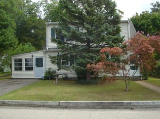 28 East Dr, Toms River, NJ 08753