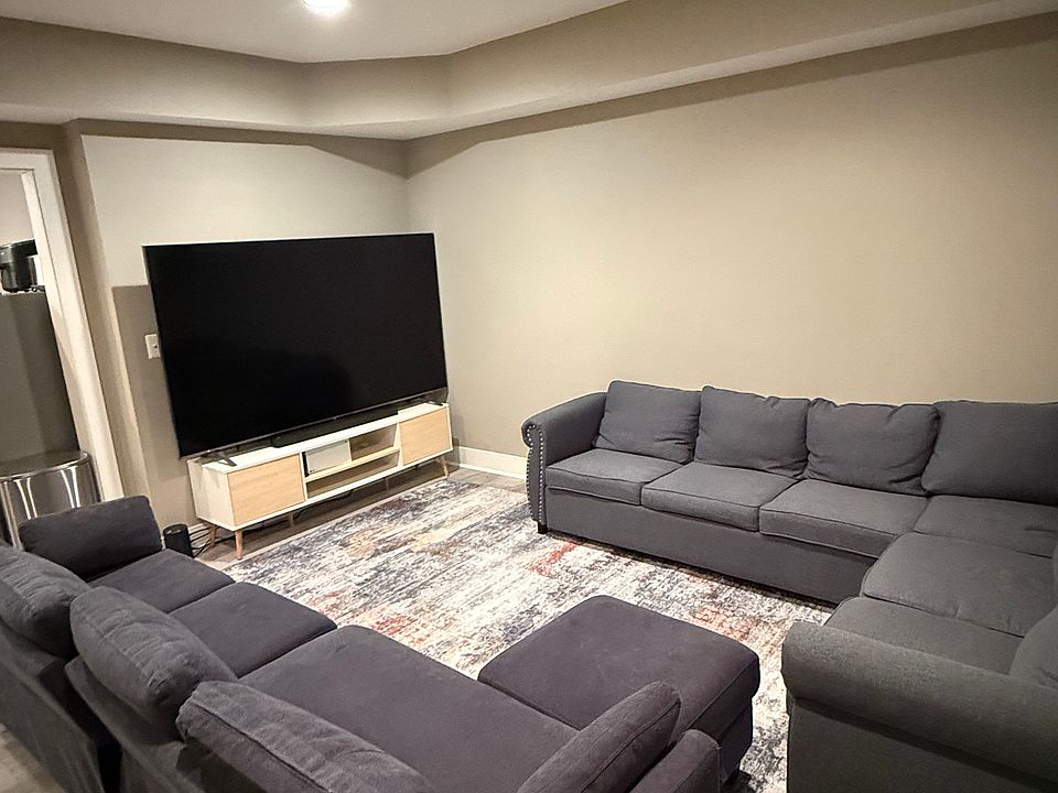 1st image of 138 Baylor Ln