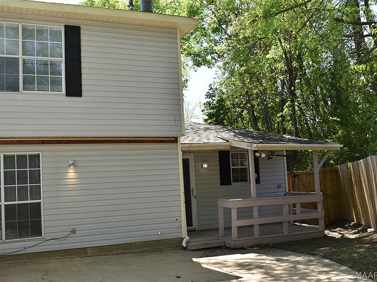 3001 Sutton Dr — Photo 22