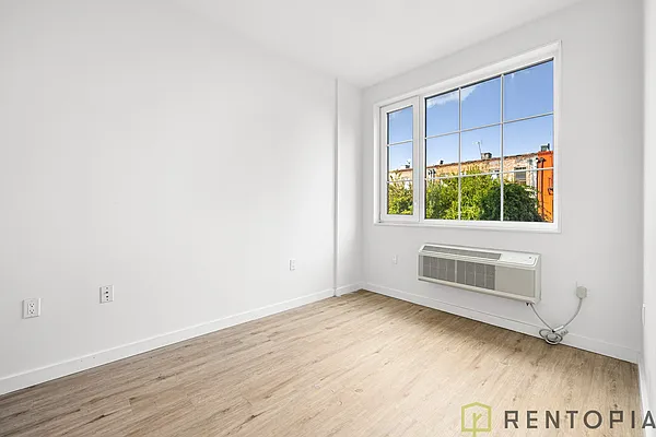 Rented by JCS Realty Group LLC | media 39