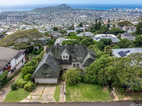 3930 Lurline Dr, Honolulu, HI 96816