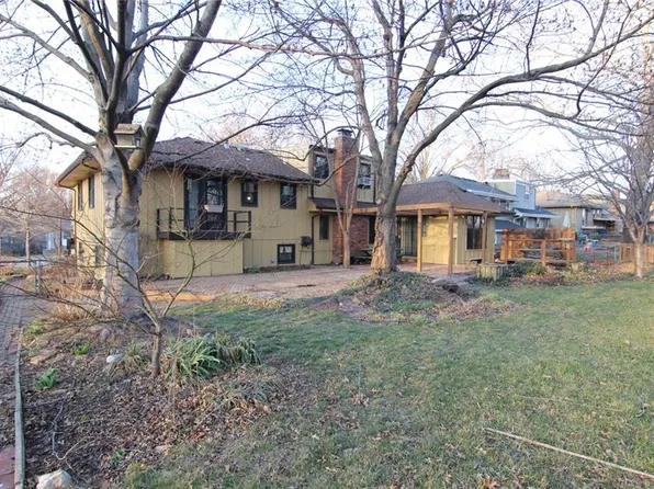 11415 W 49th Ter, Shawnee, KS 66203