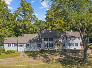 1078 Netherwood Rd, Hyde Park, NY 12538