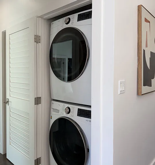 443 W Avenue 37 — Photo 27
