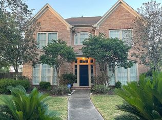 114 S Laguna Pointe Dr, League City, TX 77573
