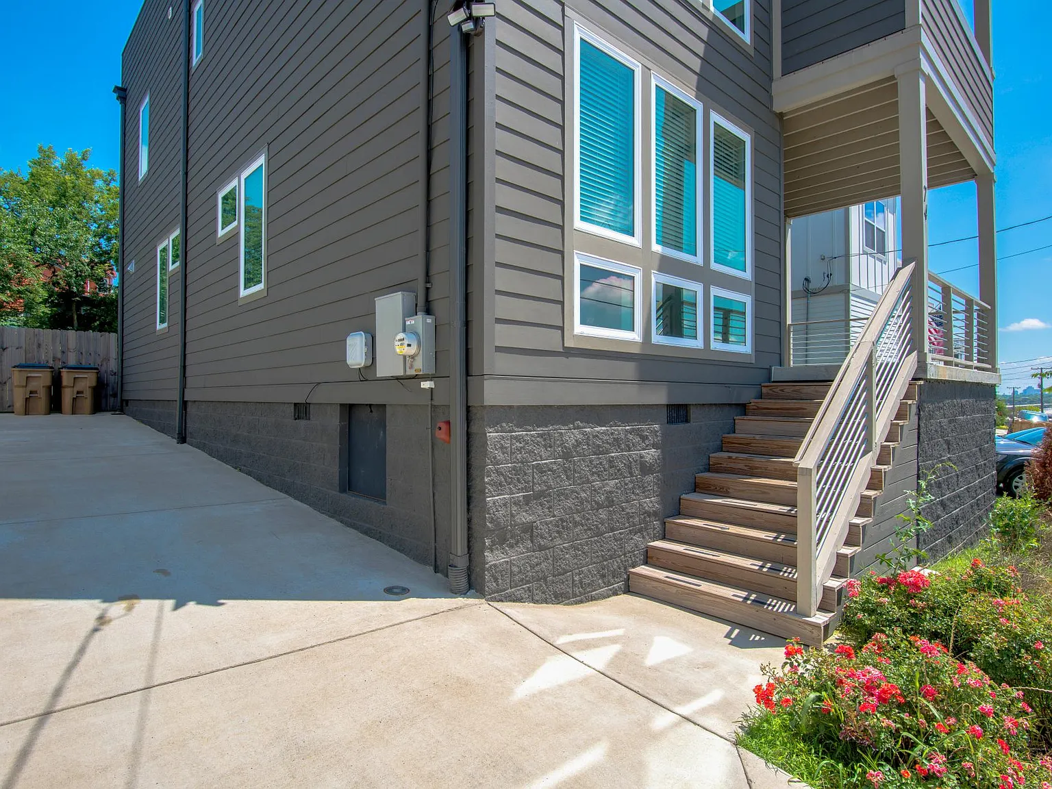 74 Twin St — Photo 4