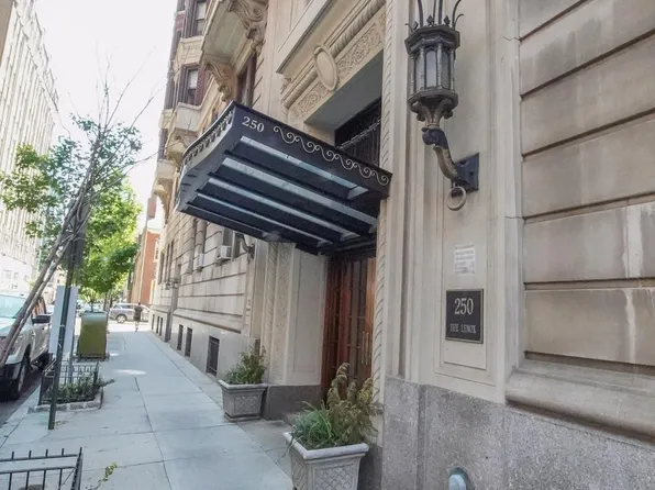 250 S 13th St APT 2F, Philadelphia, PA 19107