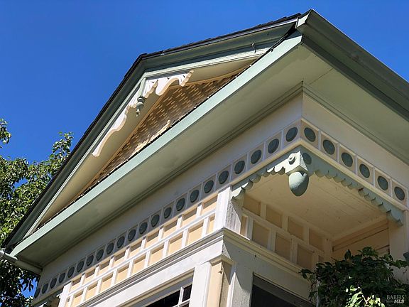 3rd image of 427 Matheson Street