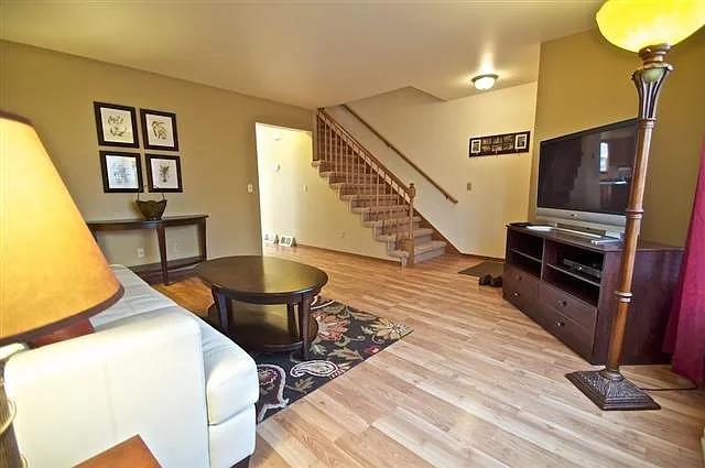 7154 McKee Rd — Photo 3