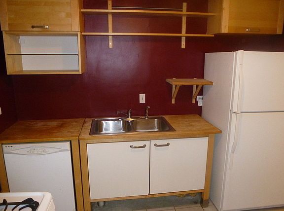 4th image of 2201 S Highland Ave APT 1G