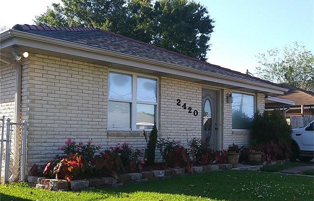 1st image of 2420 Corinne Dr