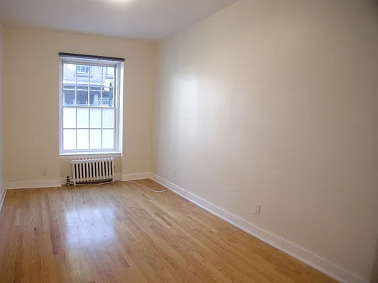 Rented by Vickers Realty | media 5