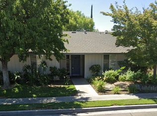 5617 N Palm Ave APT B, Fresno, CA 93704