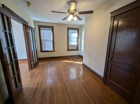 5111 South Broadway, 5111 A