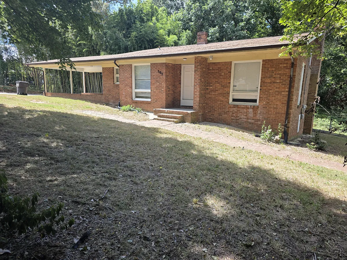 Building Photo - 507 Shadybrook Rd