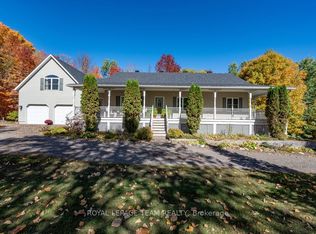 698 Barryvale Rd, Greater Madawaska, ON K0J1H0