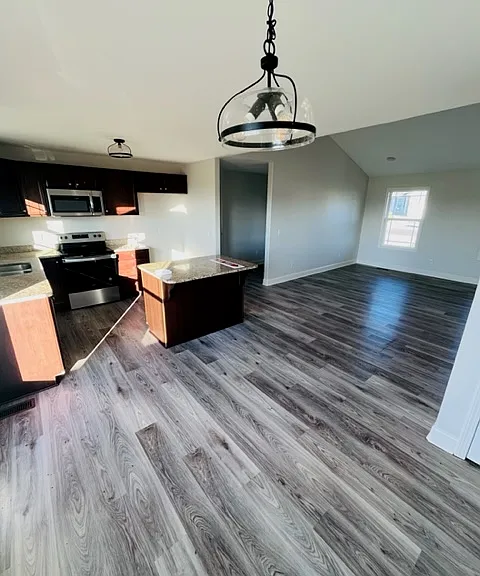 327 Deluth Dr — Photo 12