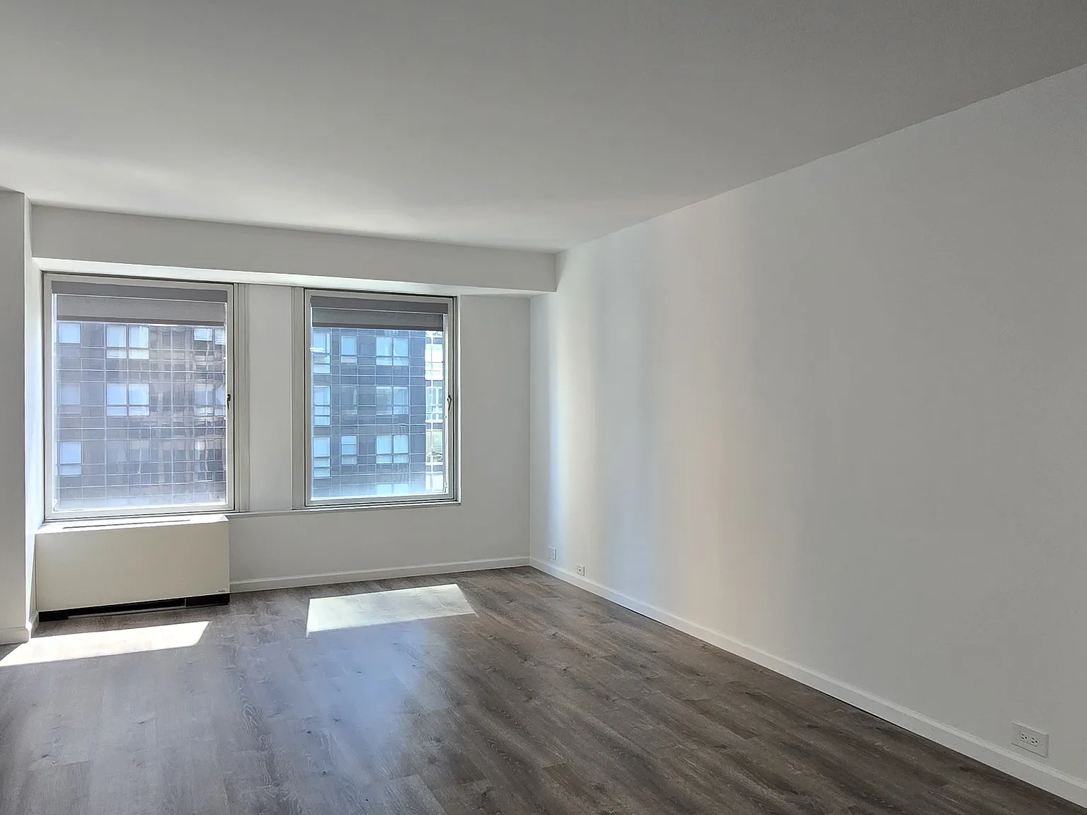 150 W 56th St — Photo 2
