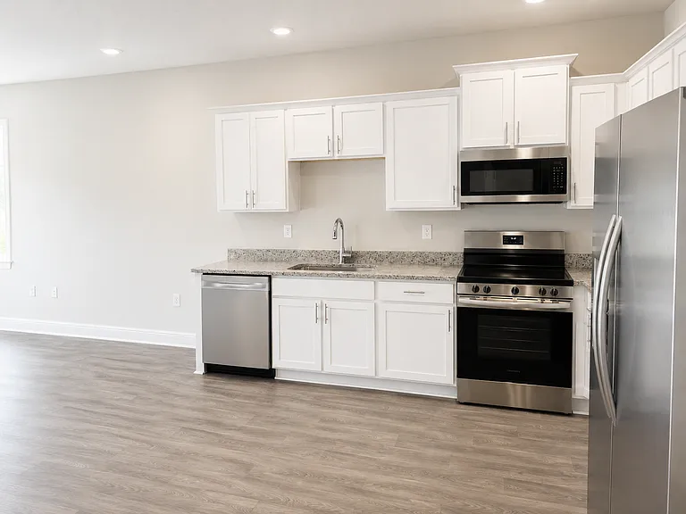 13752 Logan Pl — Photo 10