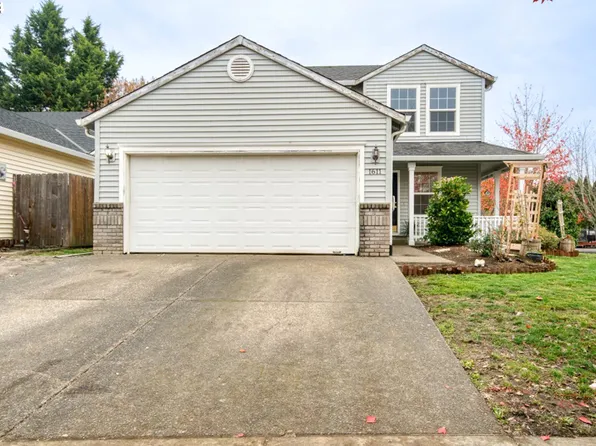 1611 SW Mitchell Dr, McMinnville, OR 97128