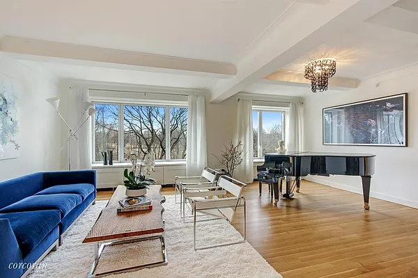 Sold by Corcoran | media 24