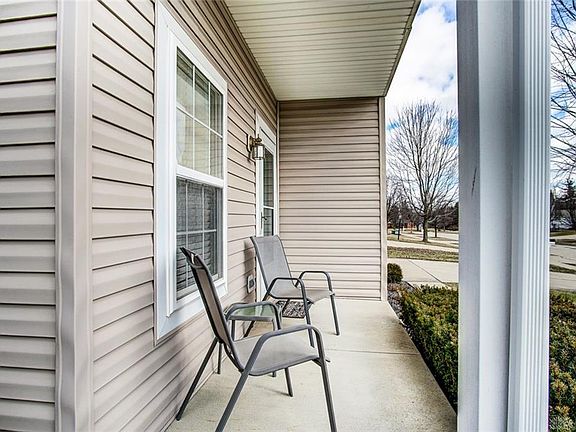 5th image of 2970 Kant Pl