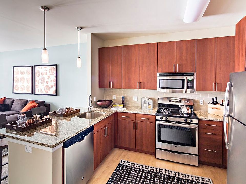 One Bedroom Kitchen