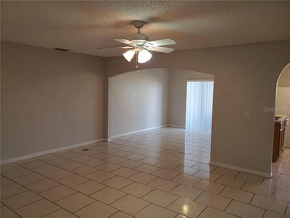 3rd image of 4714 Ashburn Square Dr