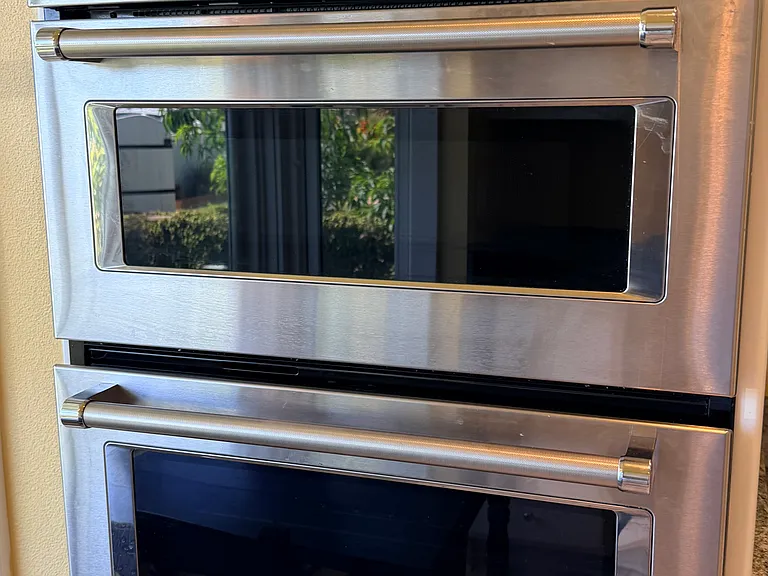Oven/microwave