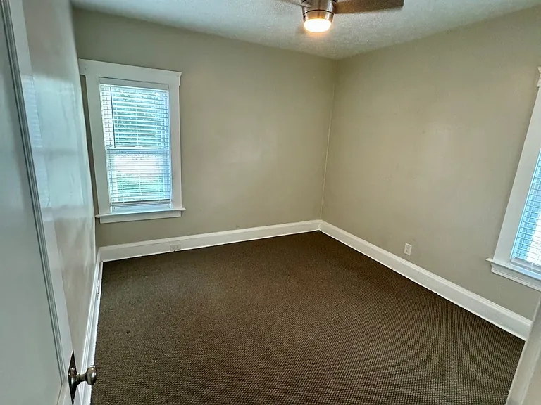 10111 Nanford Rd — Photo 11