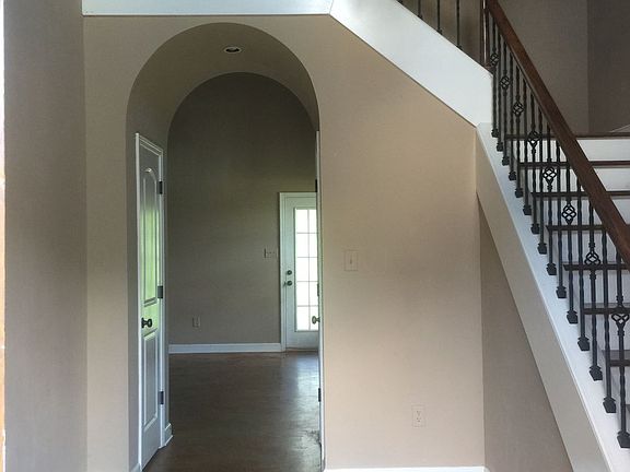 2nd image of 415 Elsberry St