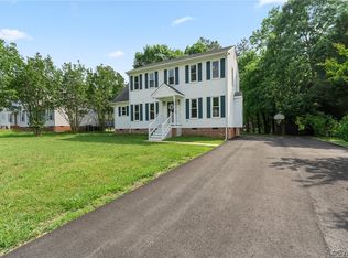 8106 Nashua Dr, Midlothian, VA 23112