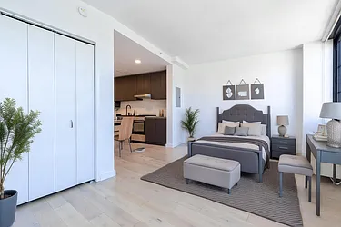 144-74 Northern Boulevard, #7G