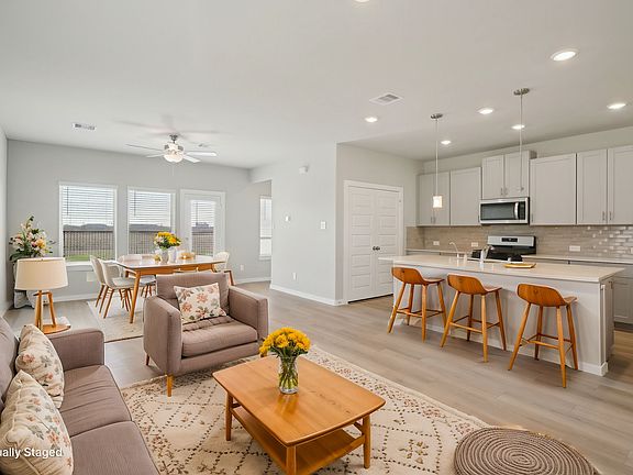 The Summerfield floorplan in Central Park Square of Texas City, Texas.