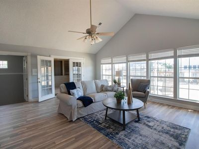16609 Pelican Rd, Jamaica Beach, TX, 77554