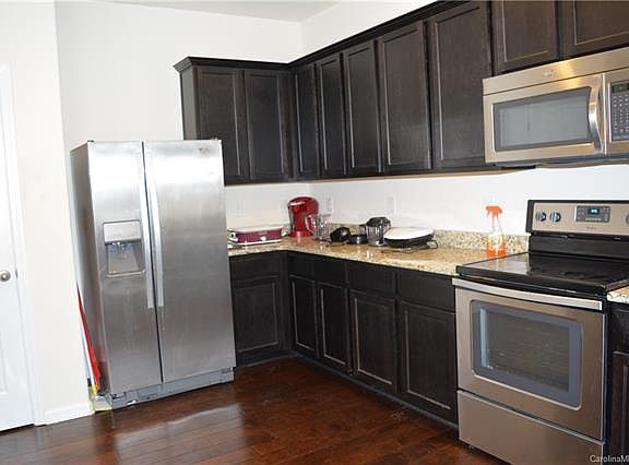 2nd image of 7219 Agava Ln