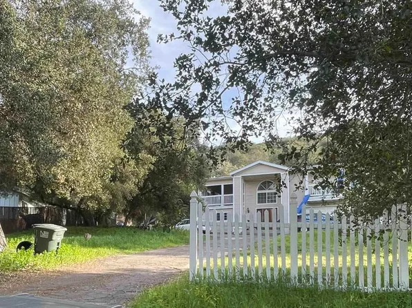 19147 Las Encinas Dr, Ramona, CA 92065