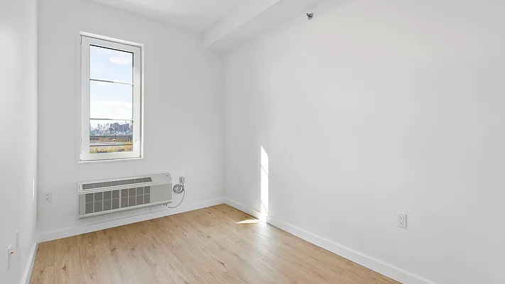 Rented by Nooklyn NYC LLC | media 42