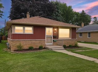 3870 N 86th STREET, Milwaukee, WI 53222