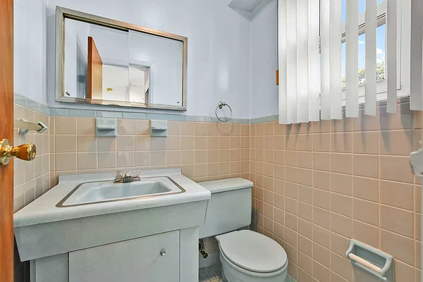 Bathroom, photo 3