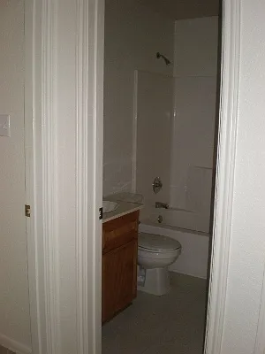 2204 Wildewood Dr — Photo 17