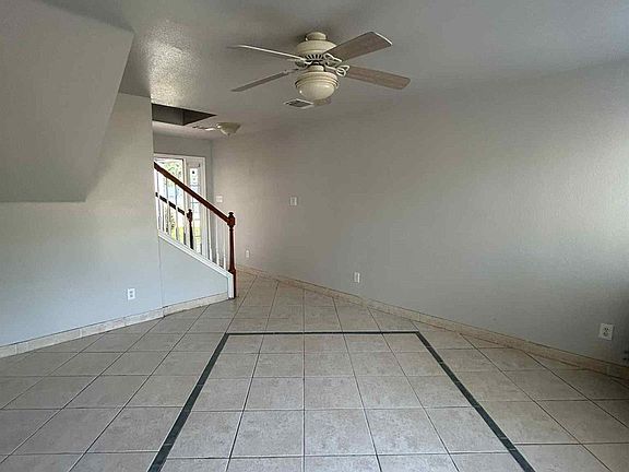 5th image of 1512 Parkfield Cir