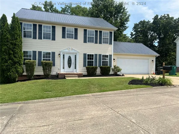 30 Oakvale Rd, Hurricane, WV 25526