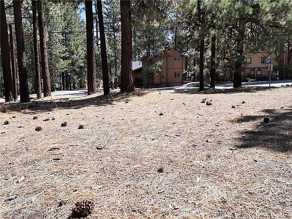3rd image of 710 Summit Blvd